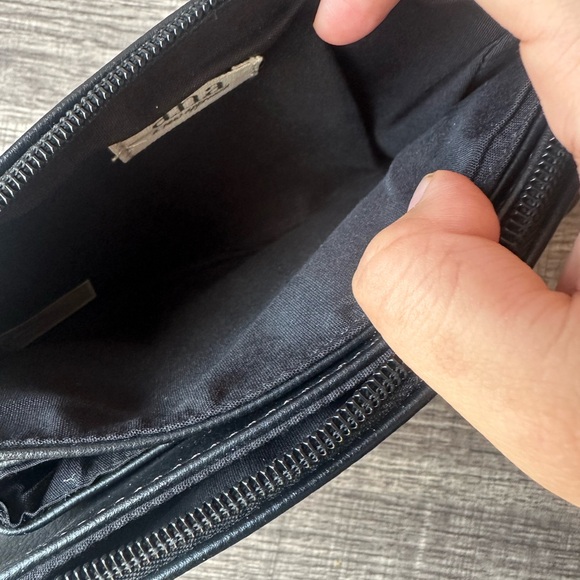 a.n.a black crossbody handbag - Picture 3 of 11